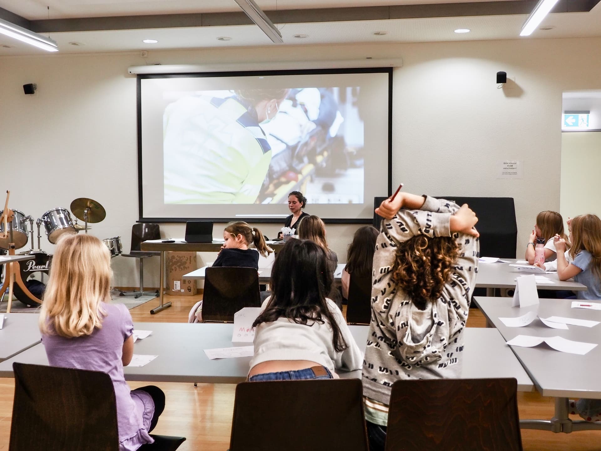 Mehr Sicherheit für Kinder, Jugendliche und Betreuungspersonen – Erste Hilfe Kurse direkt vor Ort in Ihrer Schule oder Einrichtung.